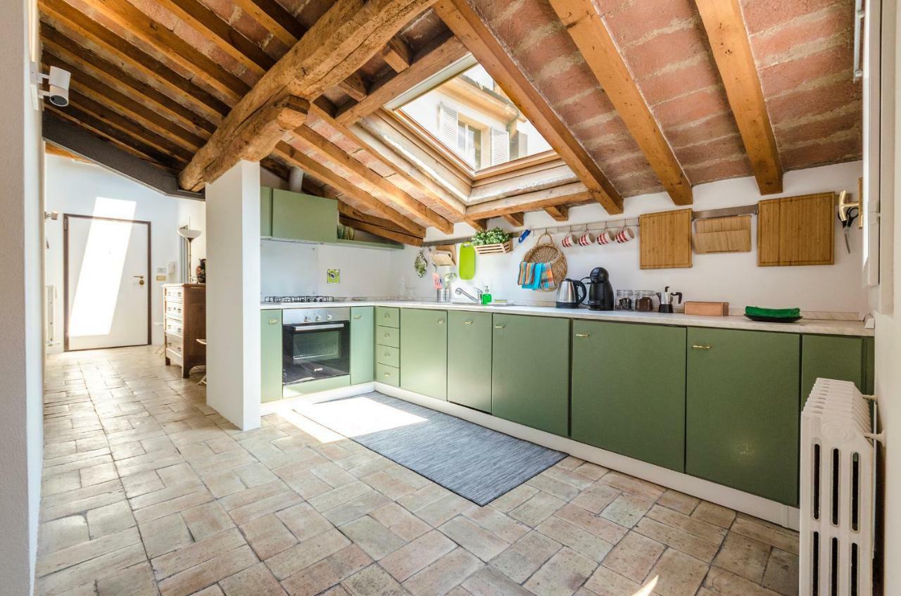 Altabella Panoramic Terrace Apartment Болоня Екстериор снимка