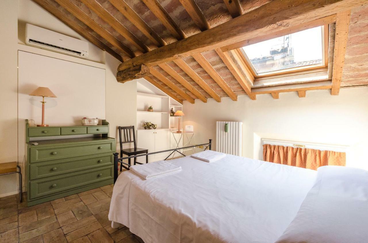 Altabella Panoramic Terrace Apartment Болоня Екстериор снимка
